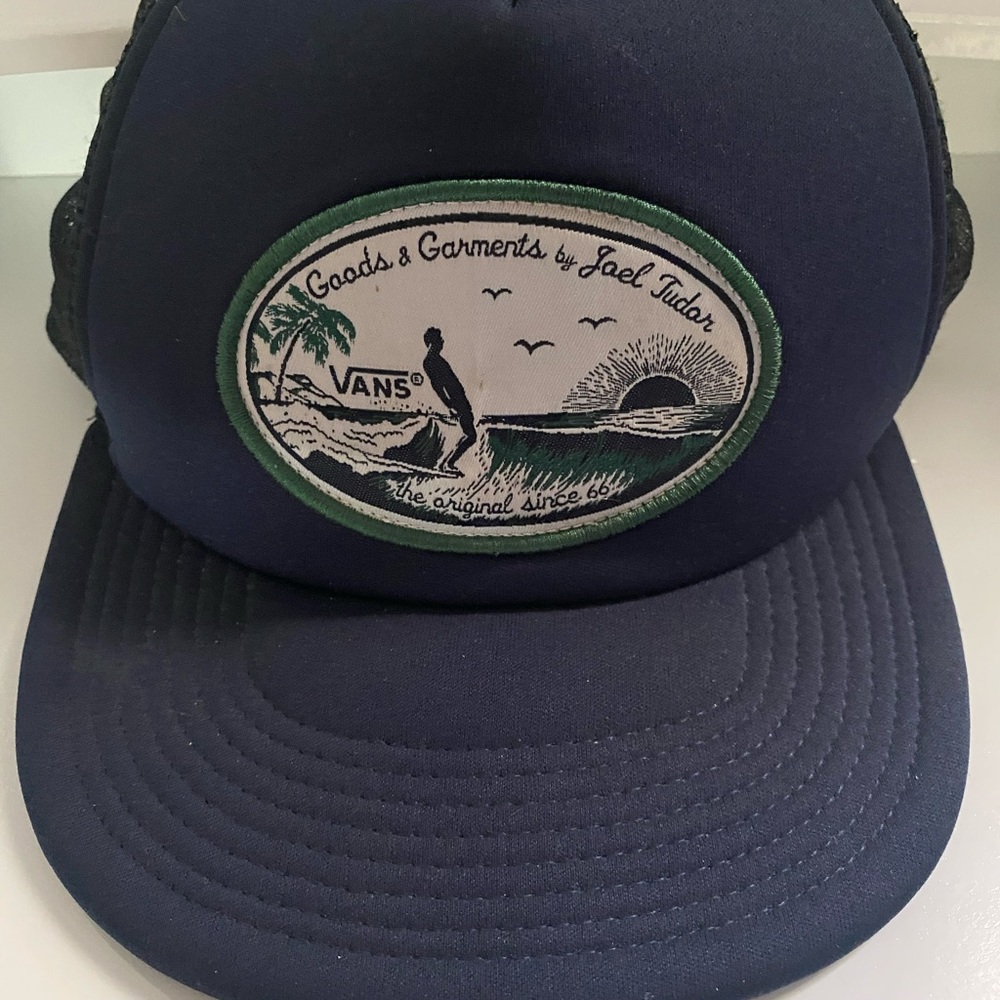 Vans trucker hat